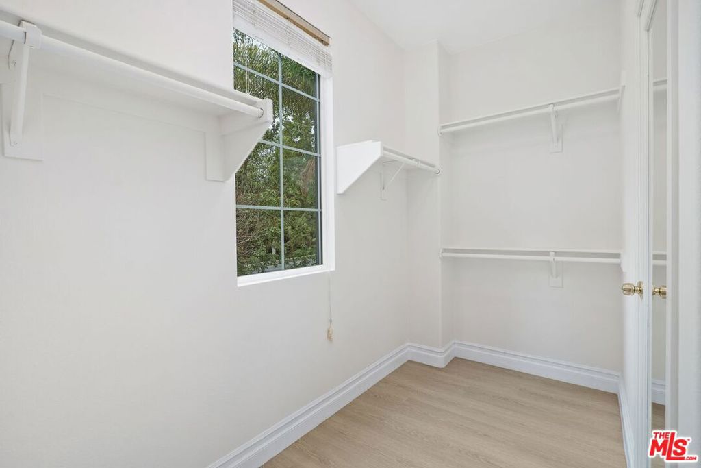 17 Mount Vernon Property Photo 24