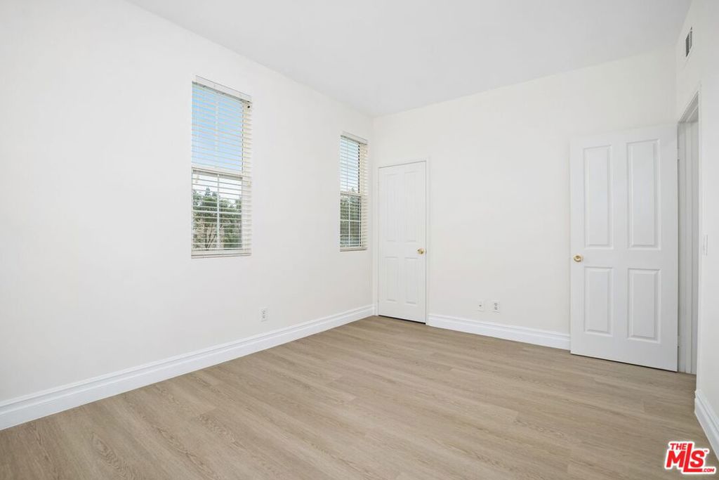 17 Mount Vernon Property Photo 25