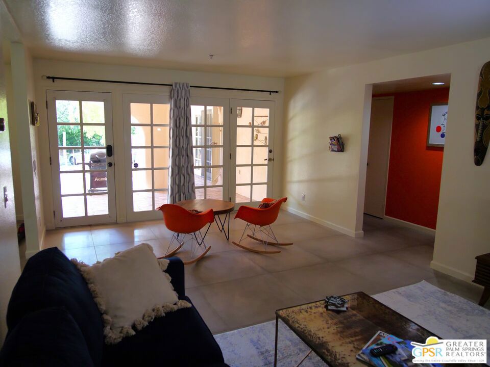 500 E Amado Road 706 Property Photo 11