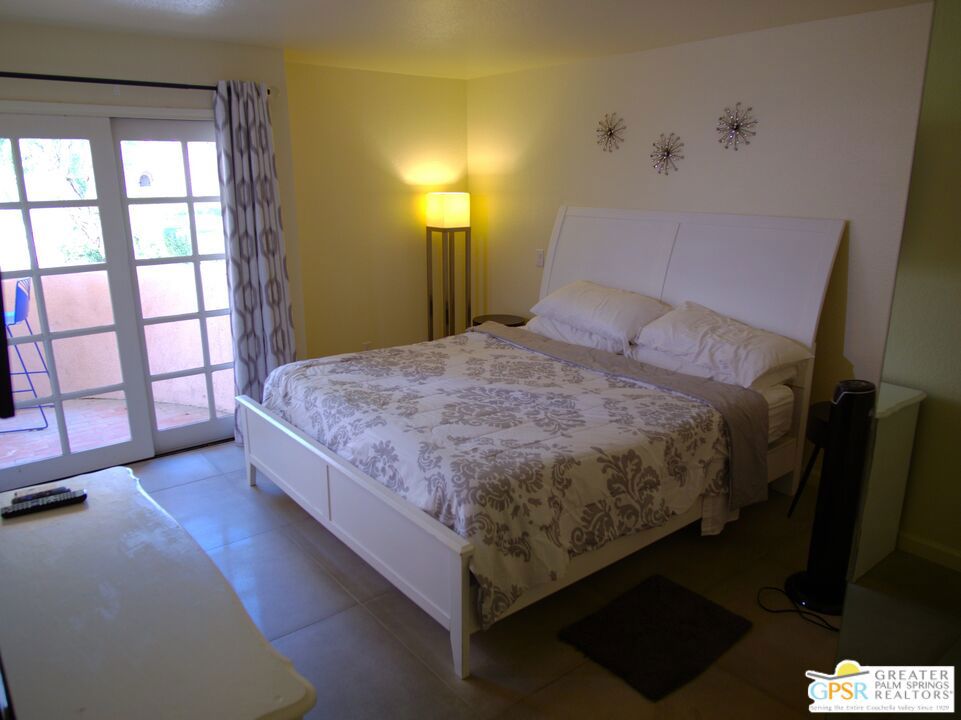 500 E Amado Road 706 Property Photo 19
