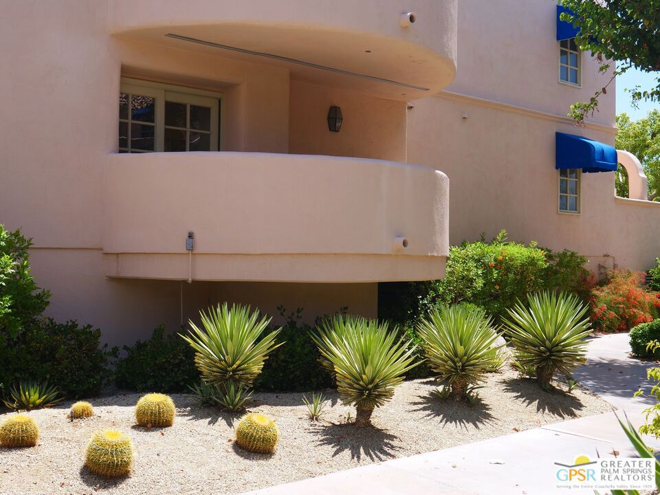 500 E Amado Road 706 Property Photo 29