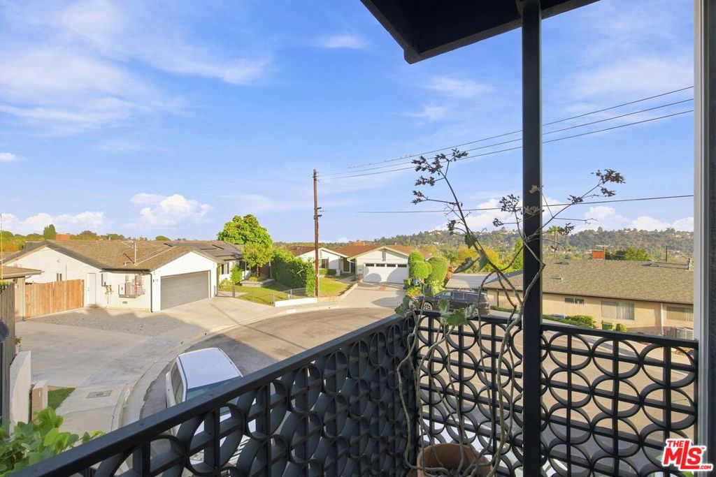 936 Fortune Way Property Photo 30