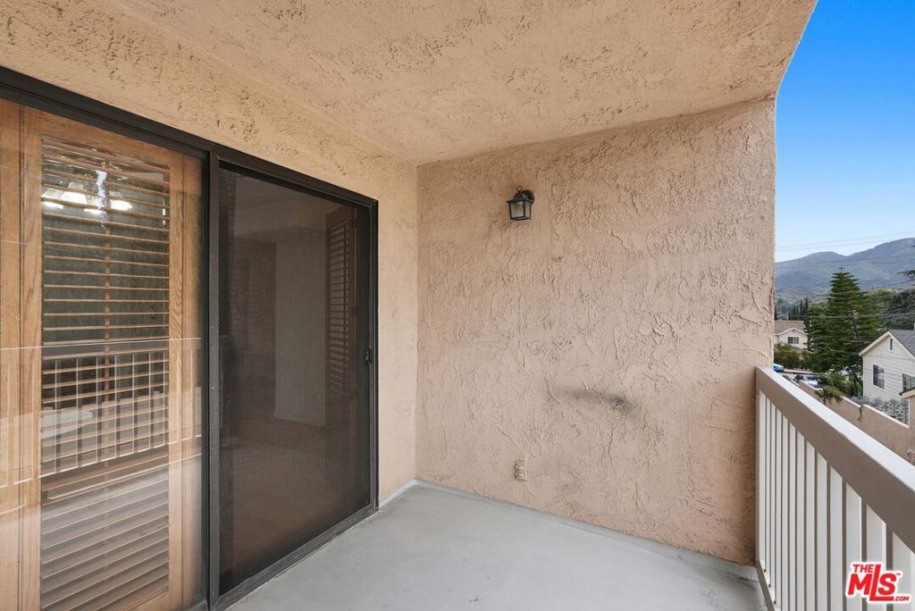 3245 Altura Avenue 8 Property Photo 18