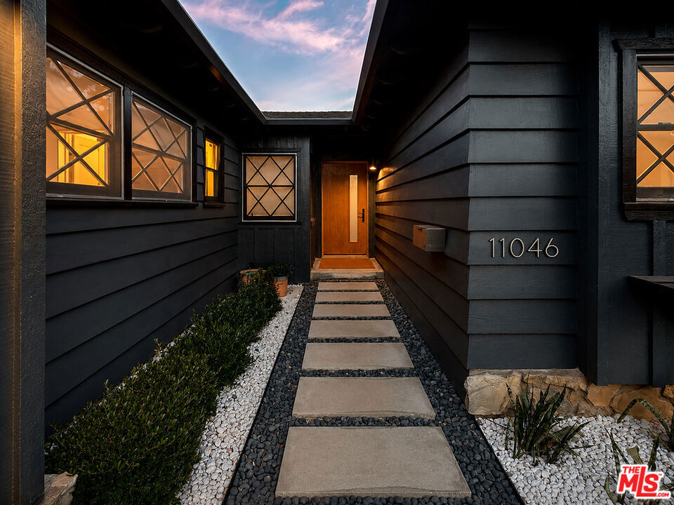 11046 Charnock Road Property Photo 1