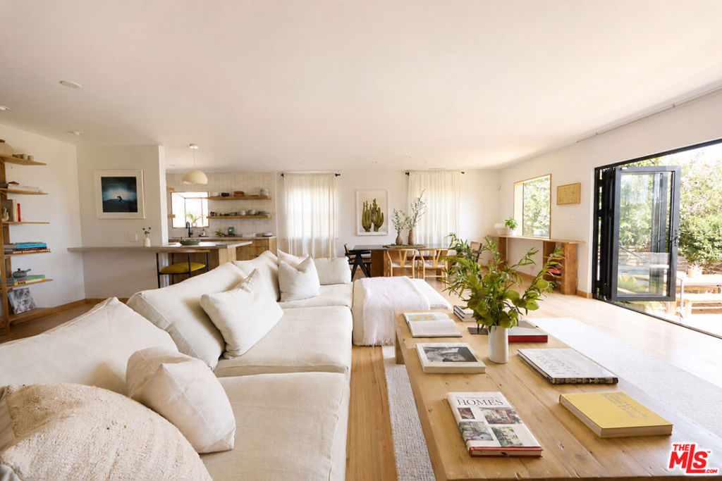 11046 Charnock Road Property Photo 3