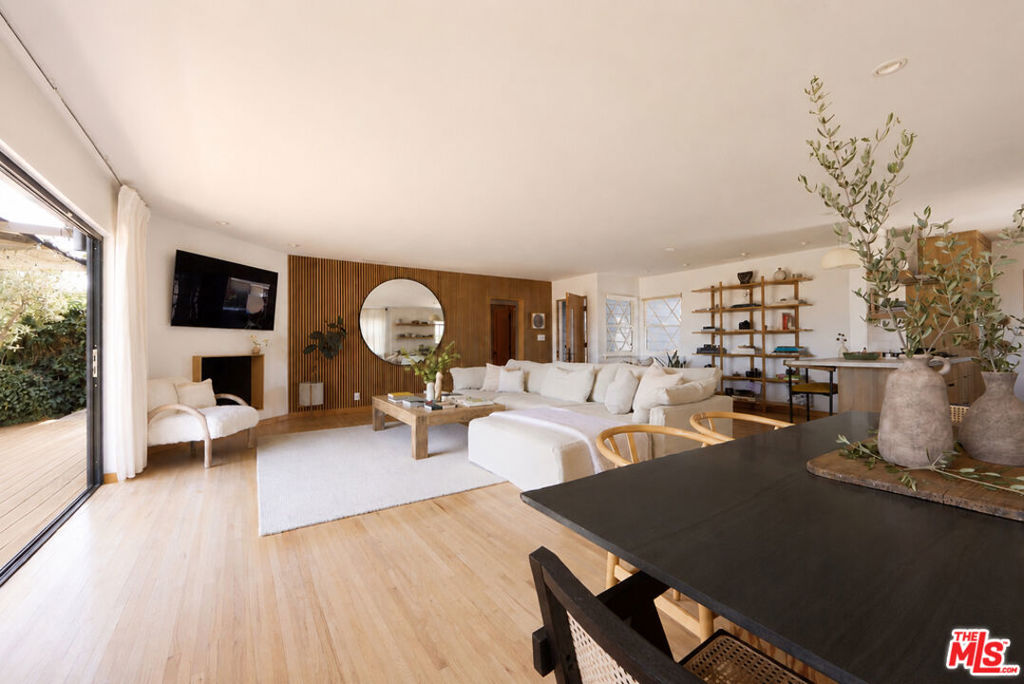 11046 Charnock Road Property Photo 4