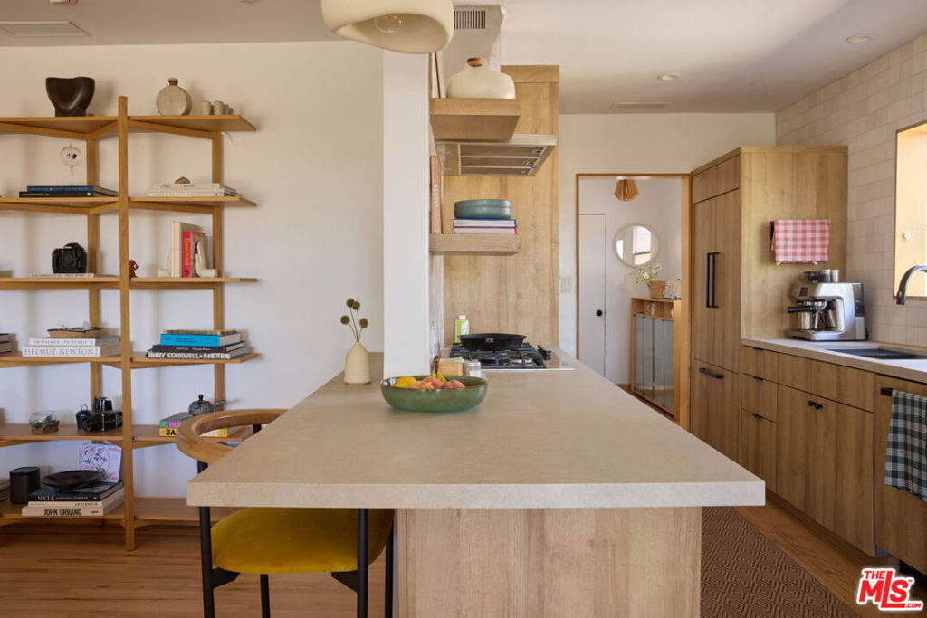 11046 Charnock Road Property Photo 8