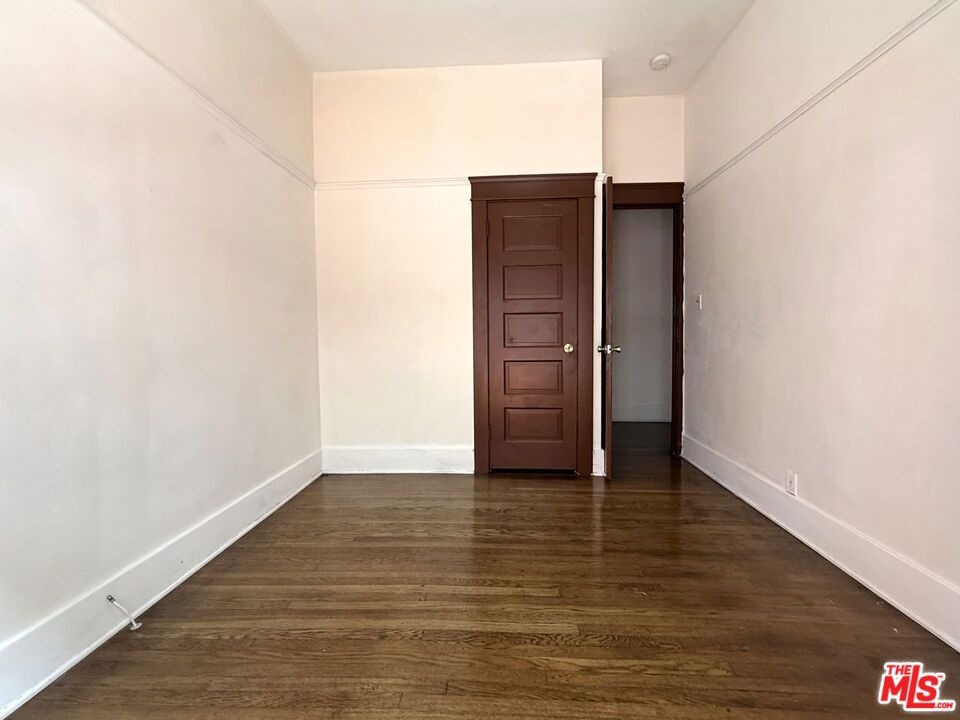 920 W 20th Street Property Photo 14