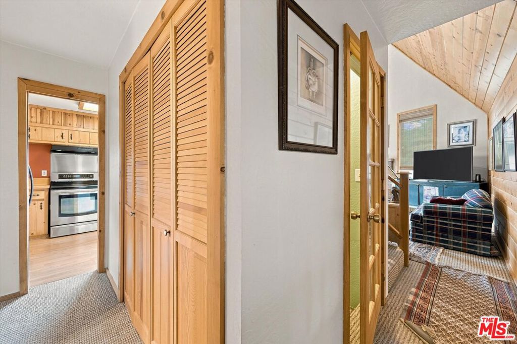 14404 Voltaire Drive Property Photo 15