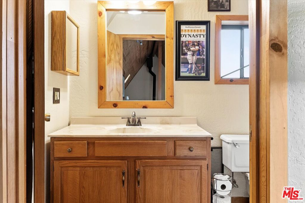 14404 Voltaire Drive Property Photo 18