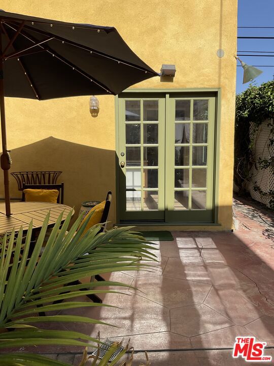 5262 N Willowcrest Avenue Property Photo 29
