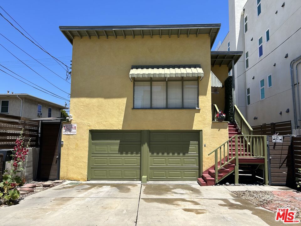 5262 N Willowcrest Avenue Property Photo 51