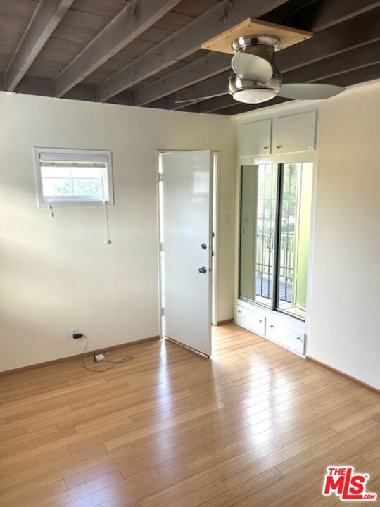 5262 N Willowcrest Avenue Property Photo 68