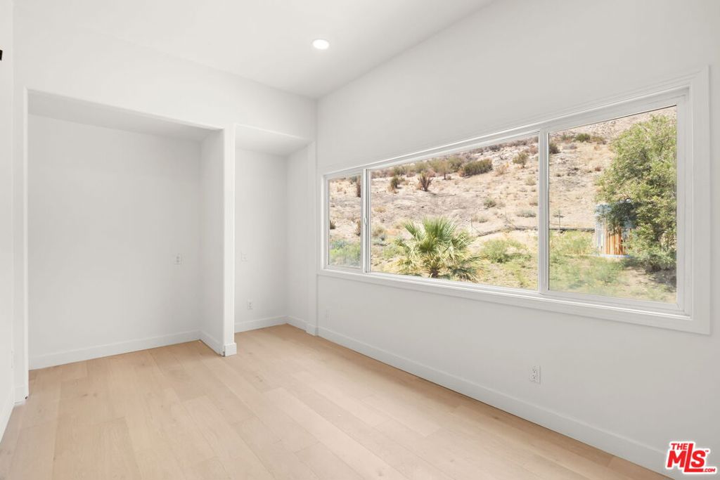 5255 Soledad Canyon Road Property Photo 23
