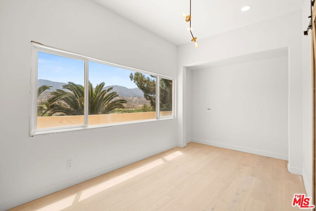5255 Soledad Canyon Road Property Photo 24