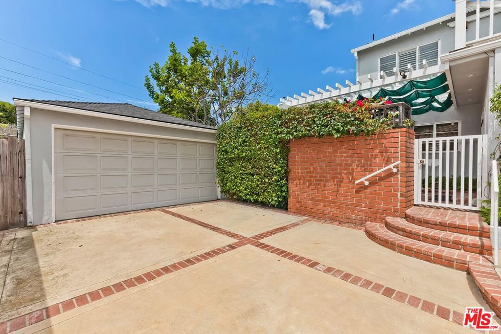 169 S Gretna Green Way Property Photo 37