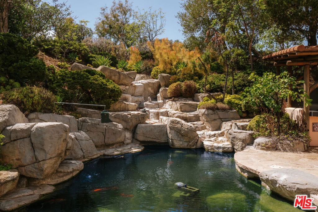 10502 Yellow Hill Road Property Photo 24