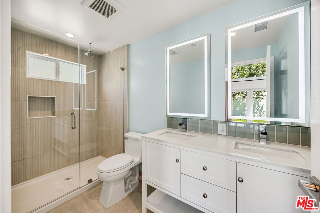 7933 Zelzah Avenue Property Photo 16