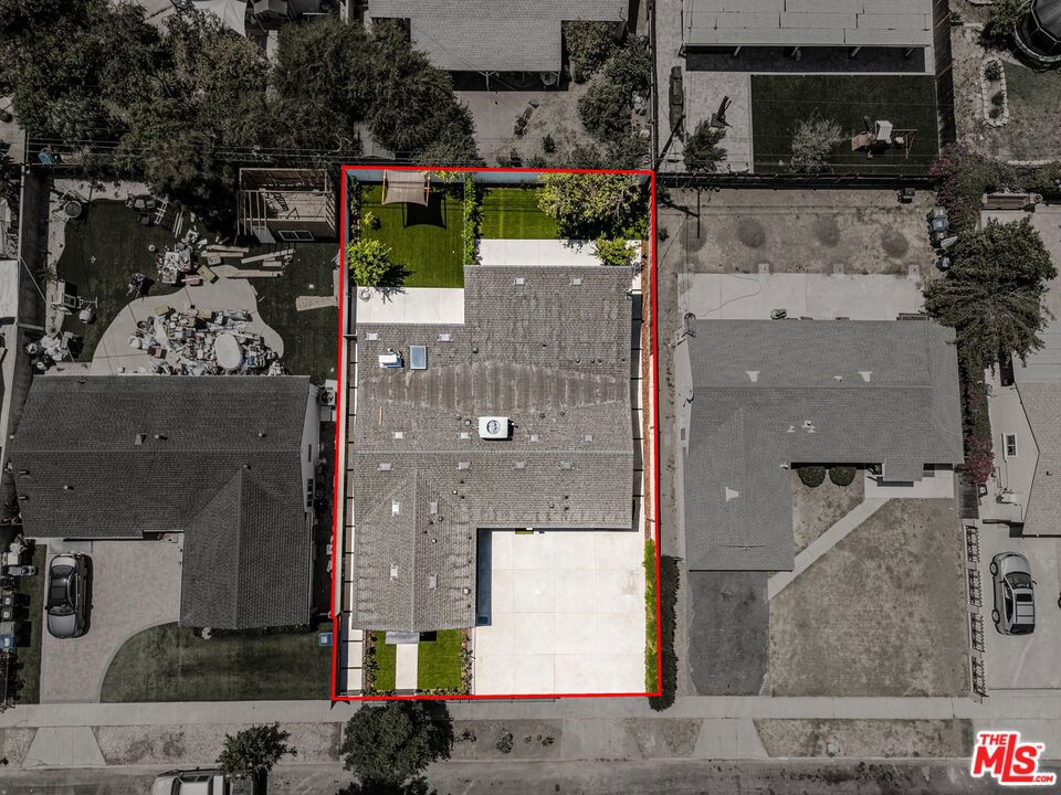 7933 Zelzah Avenue Property Photo 35