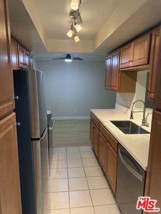 1128 Ocean Park Boulevard 101 Property Photo 2