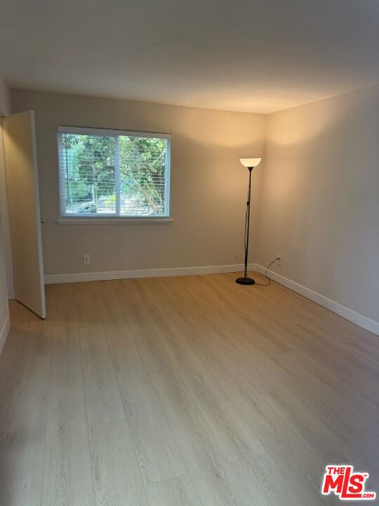 1128 Ocean Park Boulevard 101 Property Photo 9