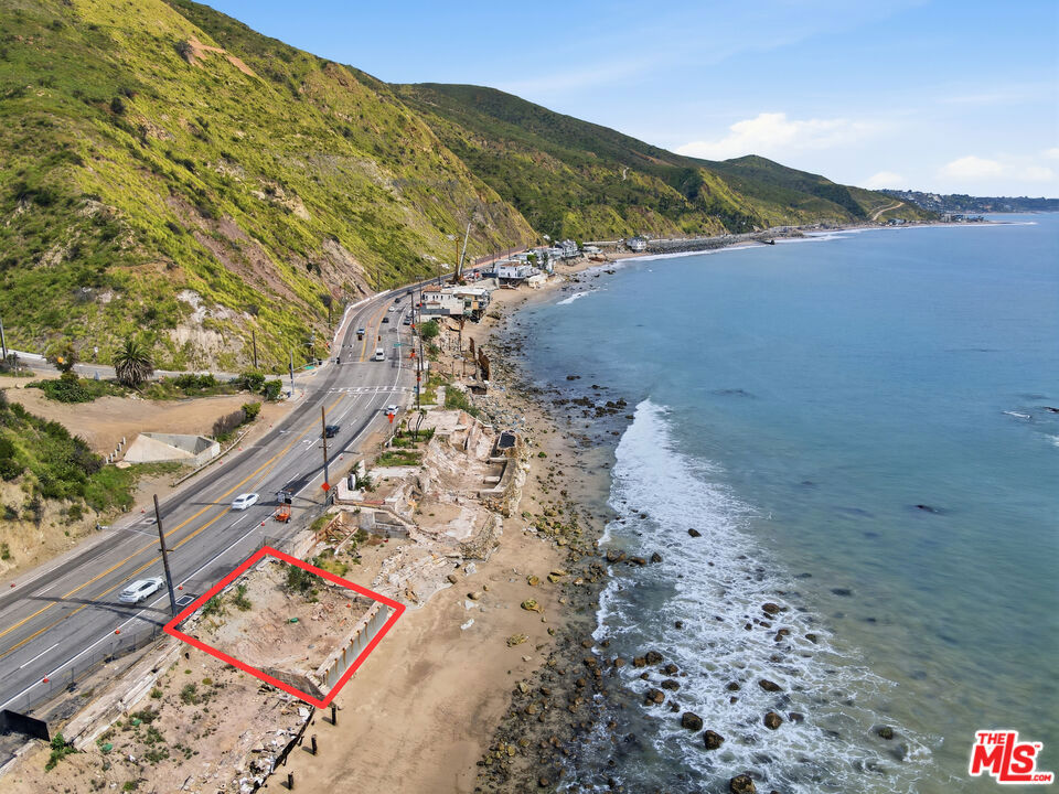 19922 Pacific Coast Highway Property Photo 12