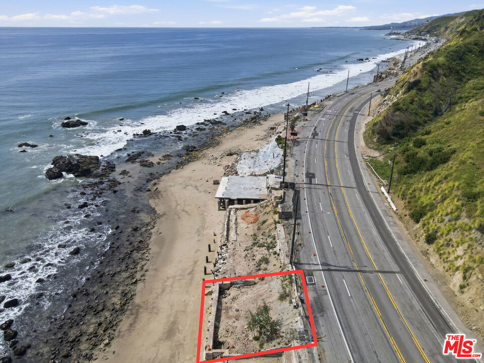 19922 Pacific Coast Highway Property Photo 22