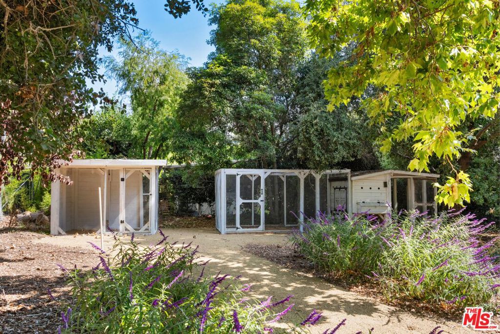 6316 Busch Drive Property Photo 35