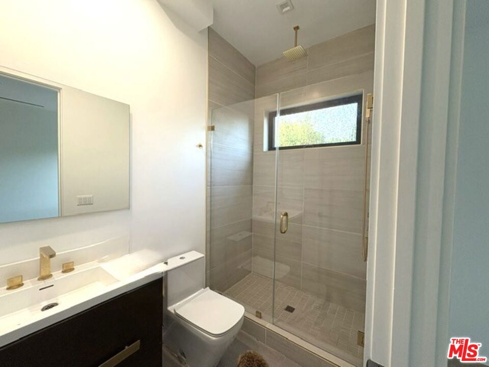 4338 Huntley Avenue Property Photo 27