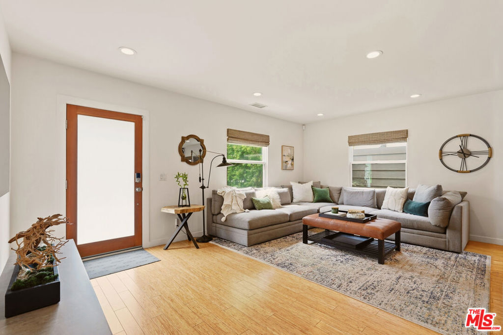 12531 Mitchell Avenue Property Photo 7