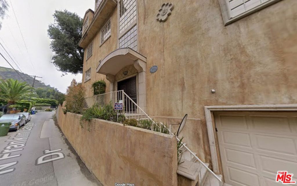 1808 Franklin Canyon Drive Property Photo 1