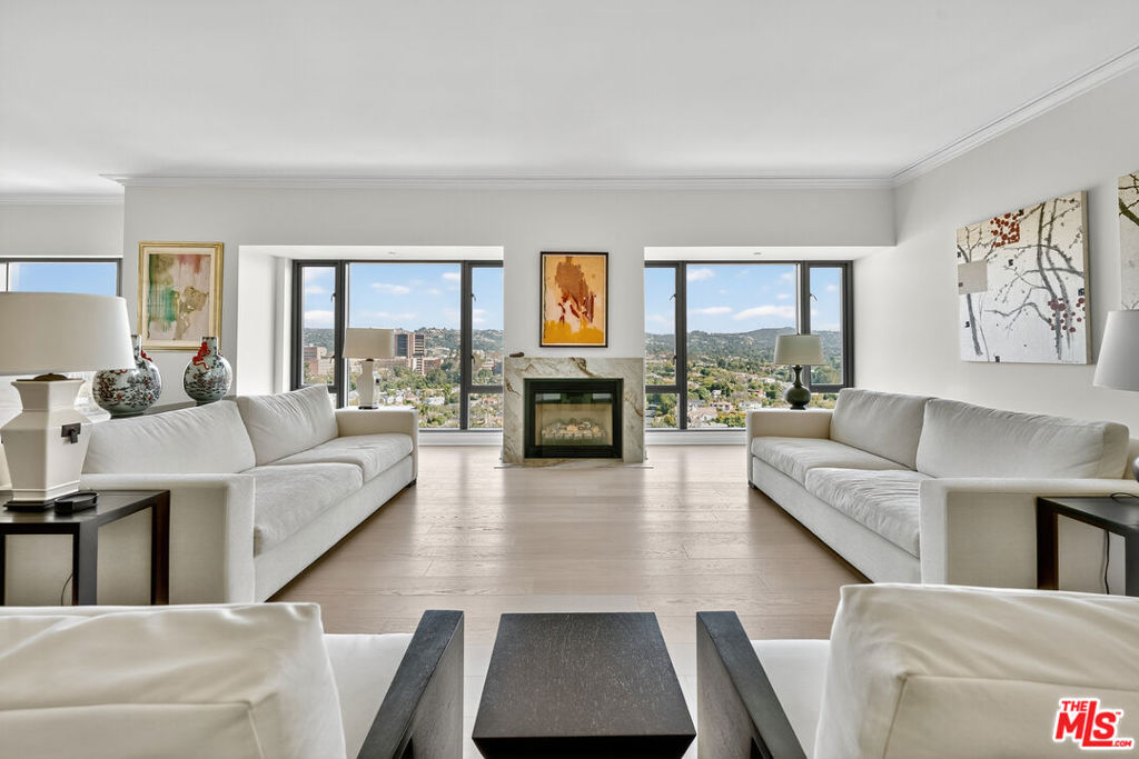 10727 Wilshire Boulevard 1802 Property Photo 2