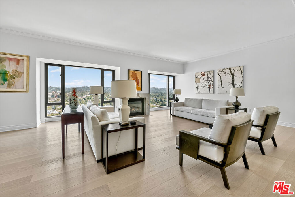 10727 Wilshire Boulevard 1802 Property Photo 5