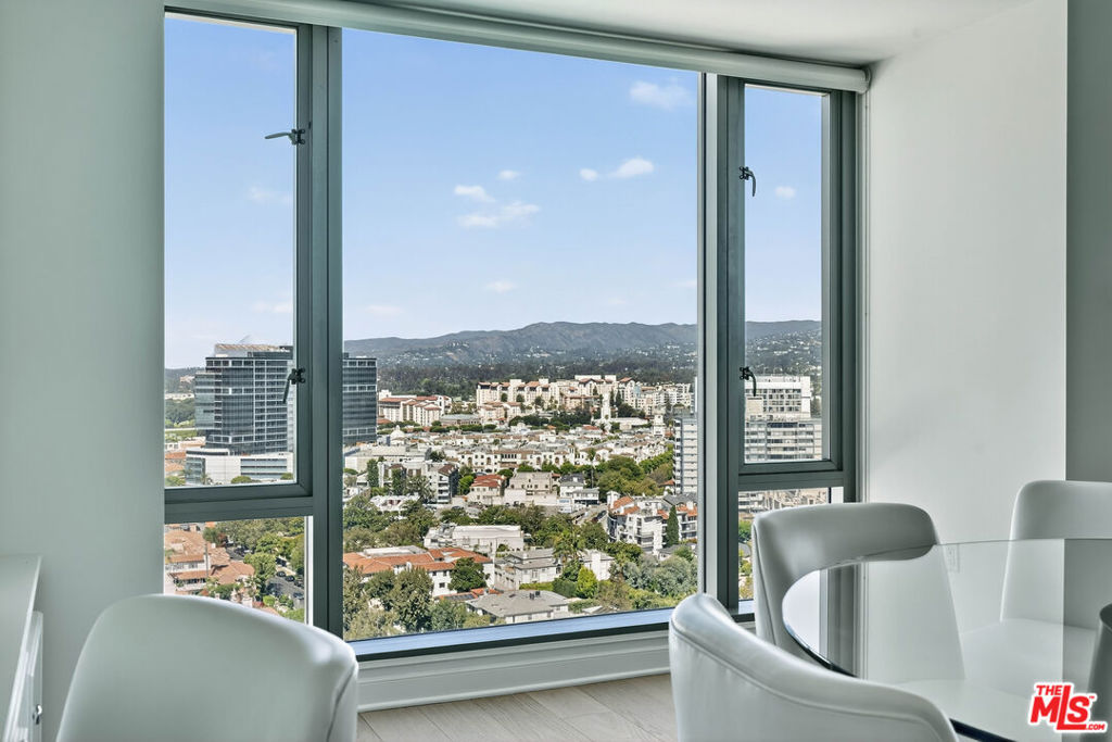 10727 Wilshire Boulevard 1802 Property Photo 6