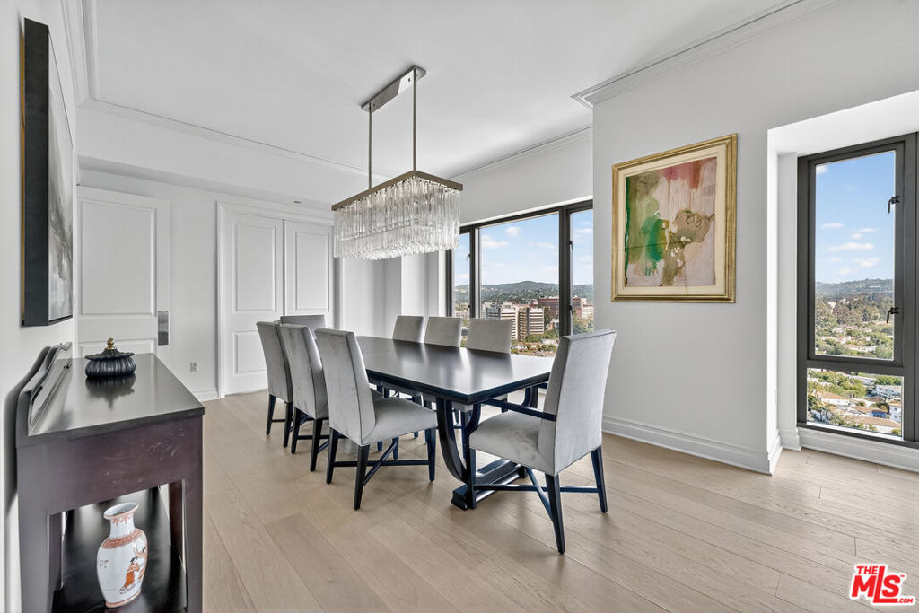 10727 Wilshire Boulevard 1802 Property Photo 7