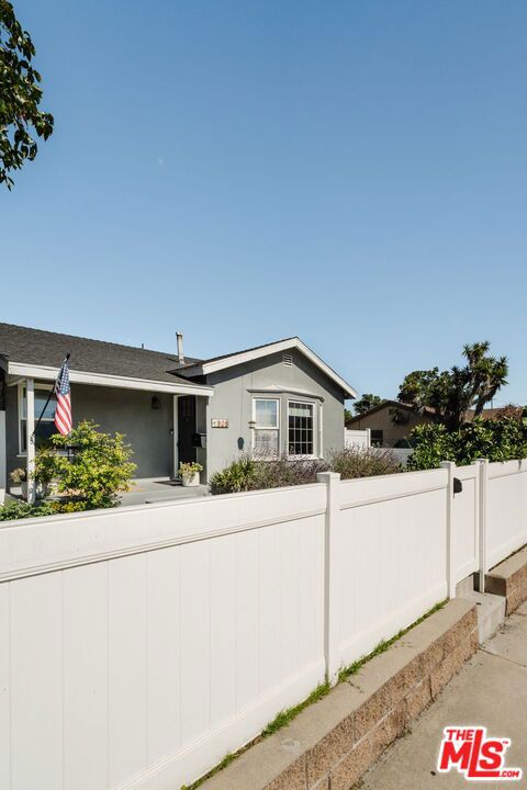 808 Crenshaw Boulevard Property Photo 52