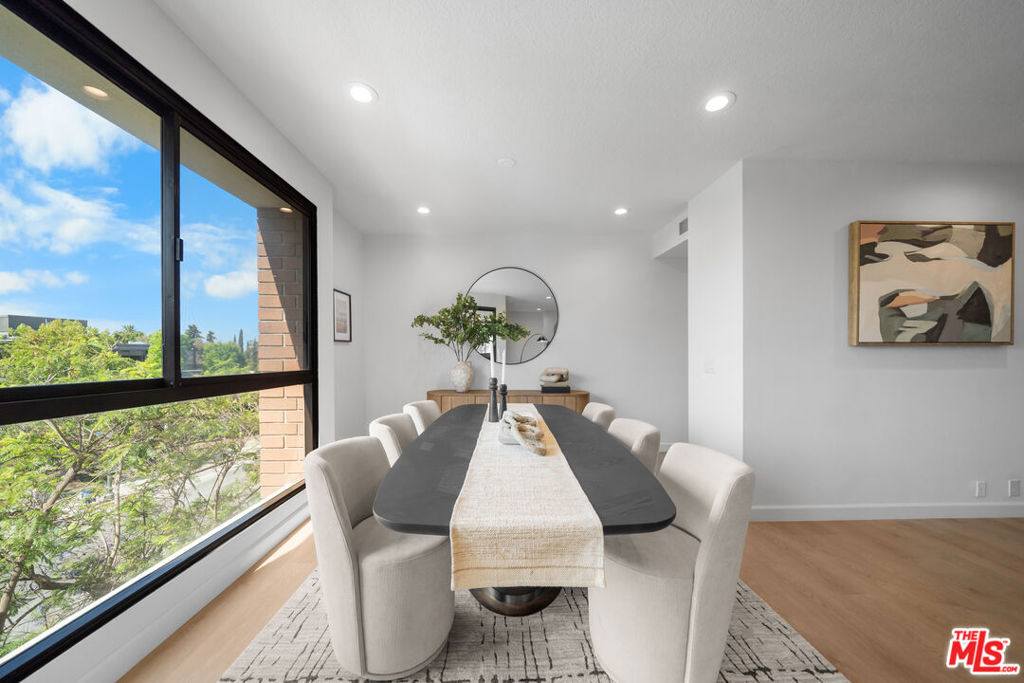 4477 Wilshire Boulevard 308 Property Photo 10