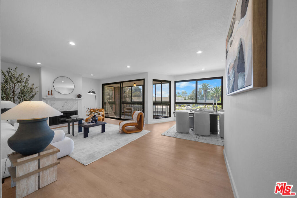 4477 Wilshire Boulevard 308 Property Photo 13