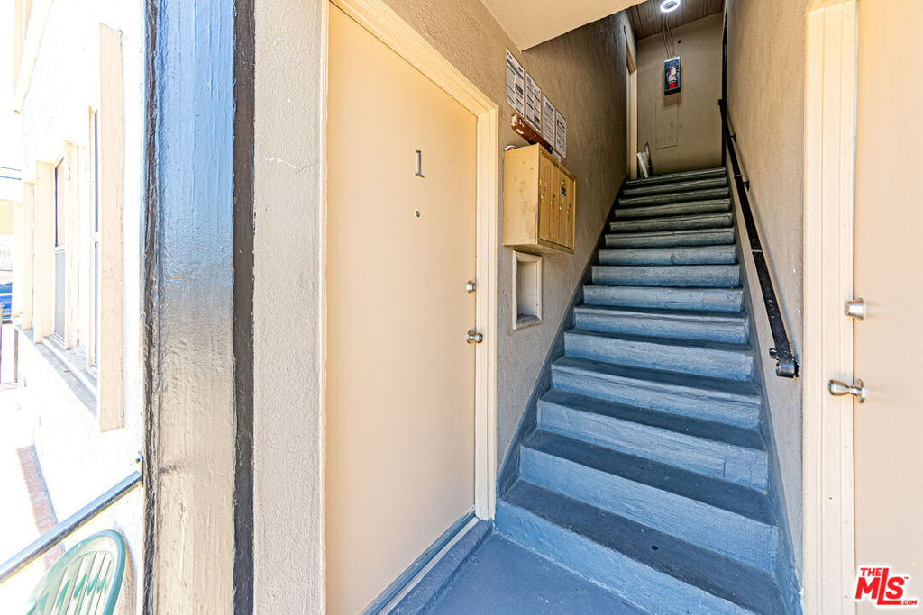 1475 Venice Boulevard Property Photo 9