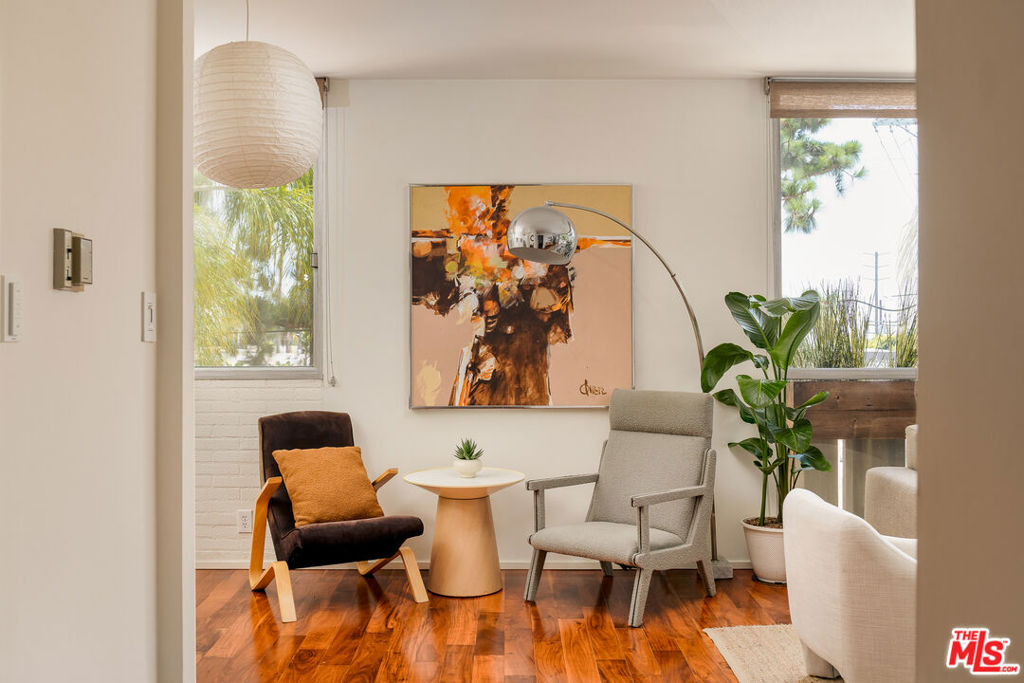 4455 Los Feliz Boulevard 207 Property Photo 4