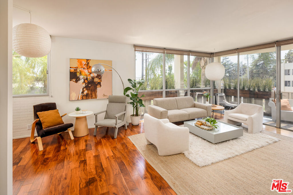 4455 Los Feliz Boulevard 207 Property Photo 18