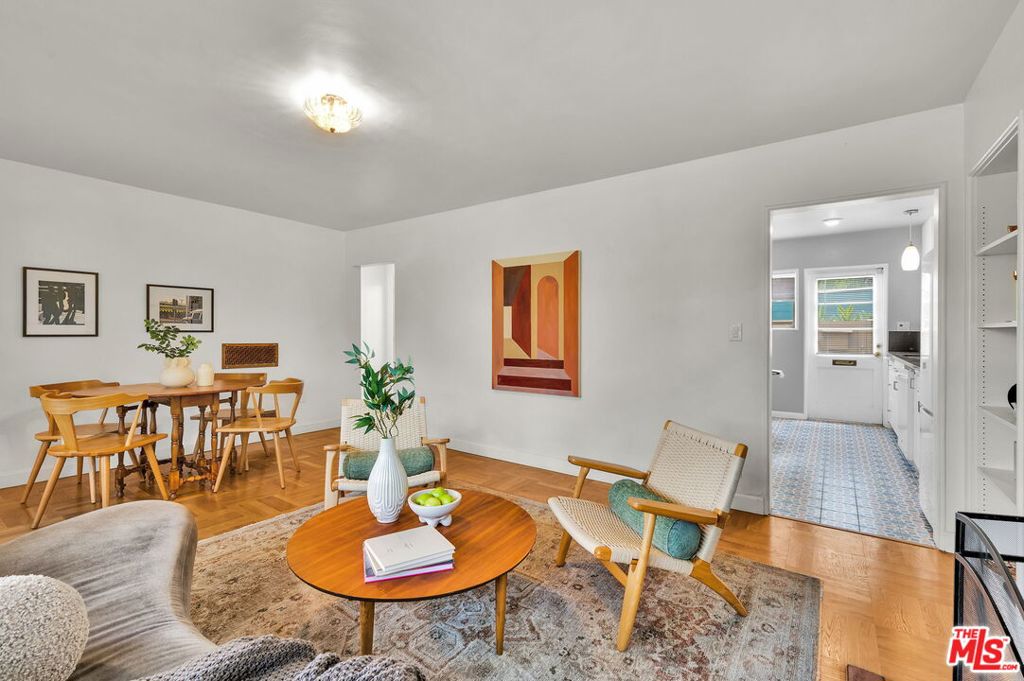 5226 Village Green Property Photo 3