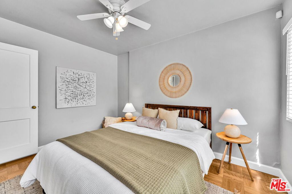 5226 Village Green Property Photo 18