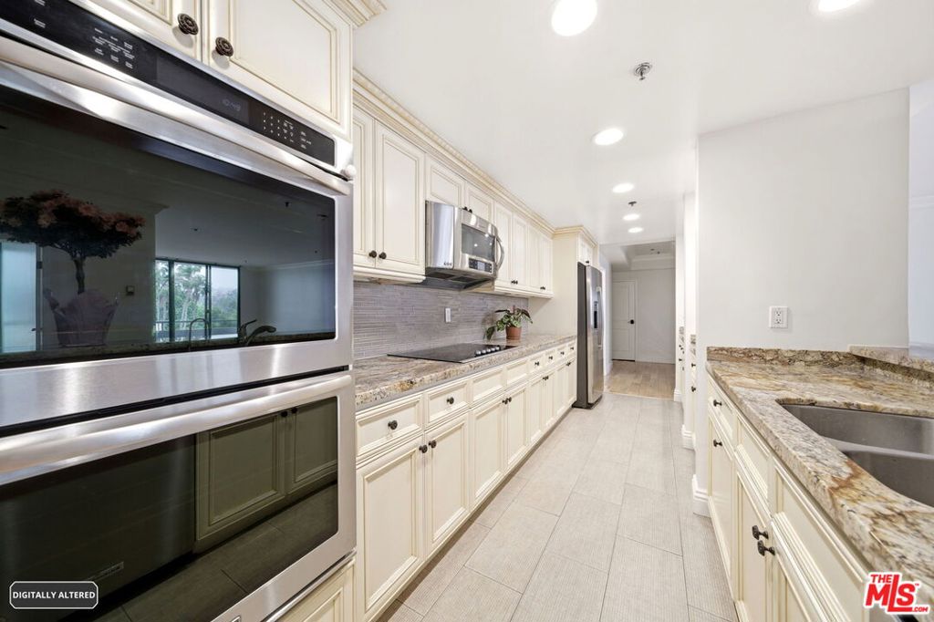 10660 Wilshire Boulevard 805 Property Photo 24