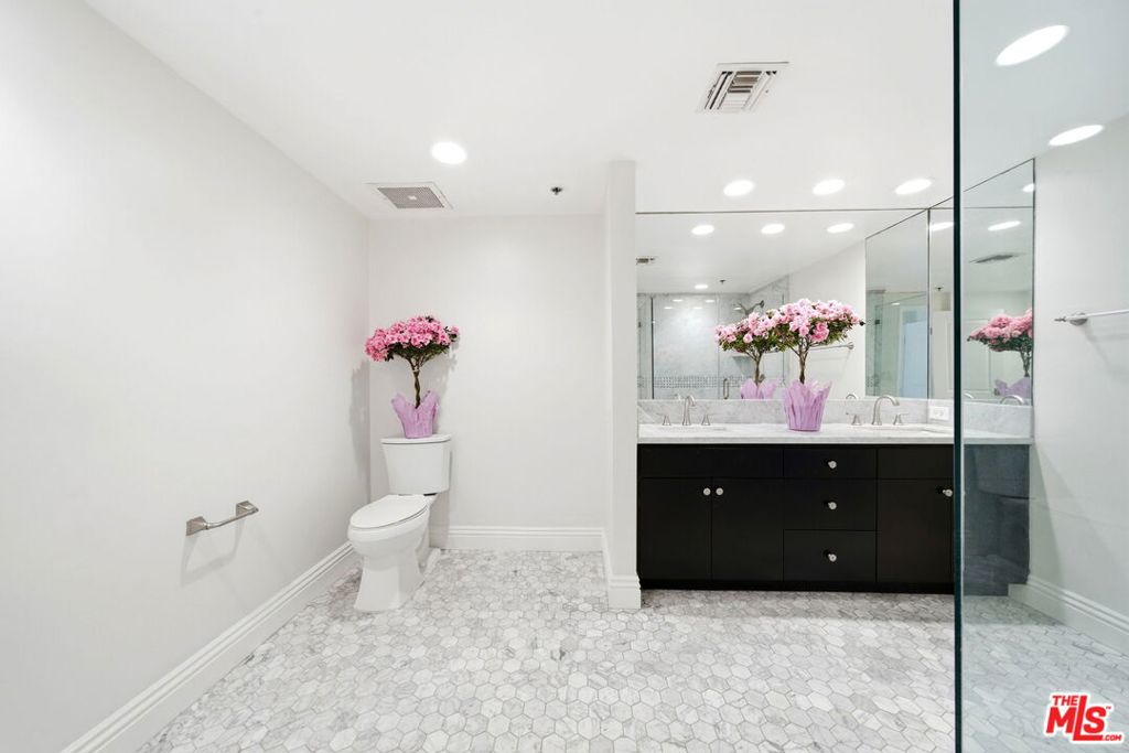 10660 Wilshire Boulevard 805 Property Photo 48