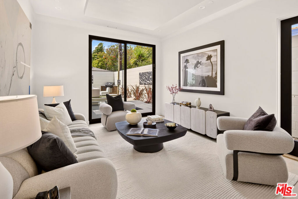 12035 Navy Street Property Photo 16