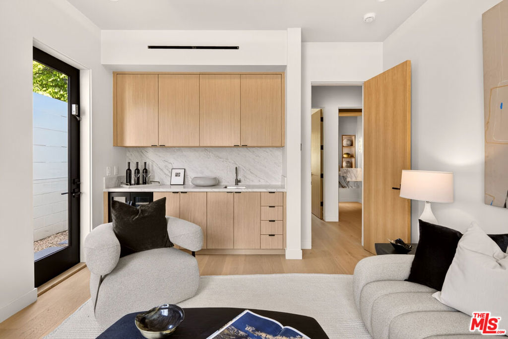 12035 Navy Street Property Photo 17