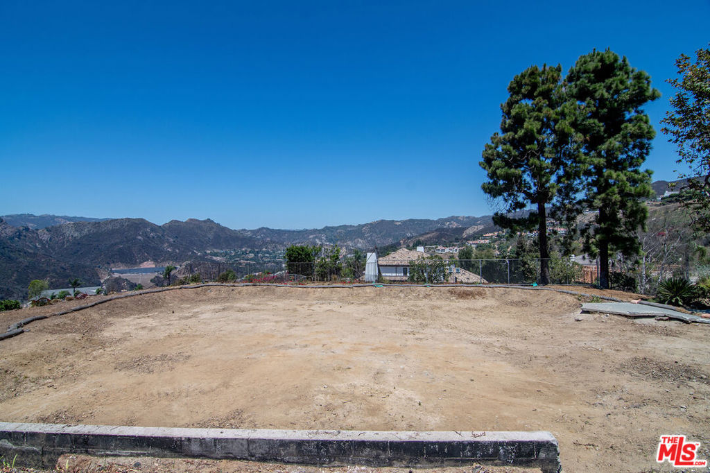 16748 Monte Hermoso Drive Property Photo 14