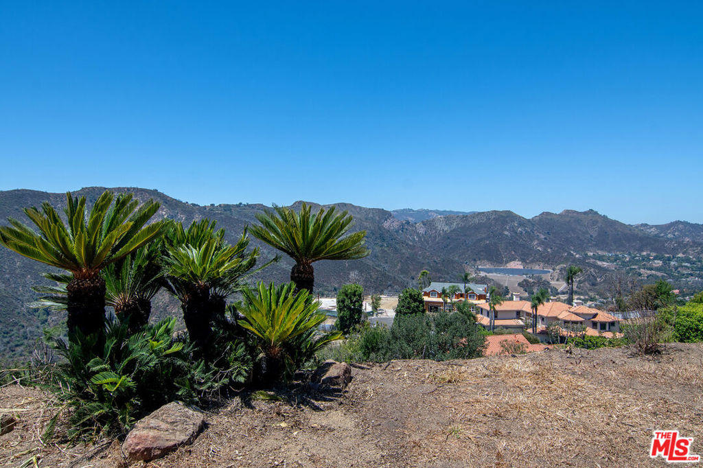 16748 Monte Hermoso Drive Property Photo 15