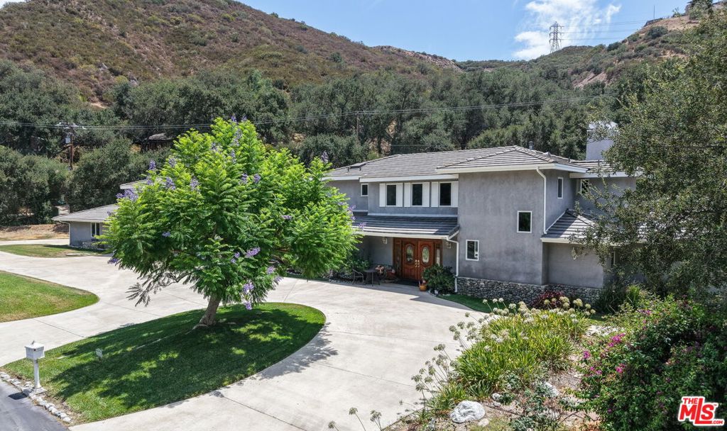 28342 Shadowland Circle Property Photo 2